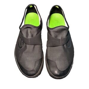 Oofos Oomg Fibre Low Mens 11 EU 44 Shoes Slip On Sneaker Recovery Black Mesh